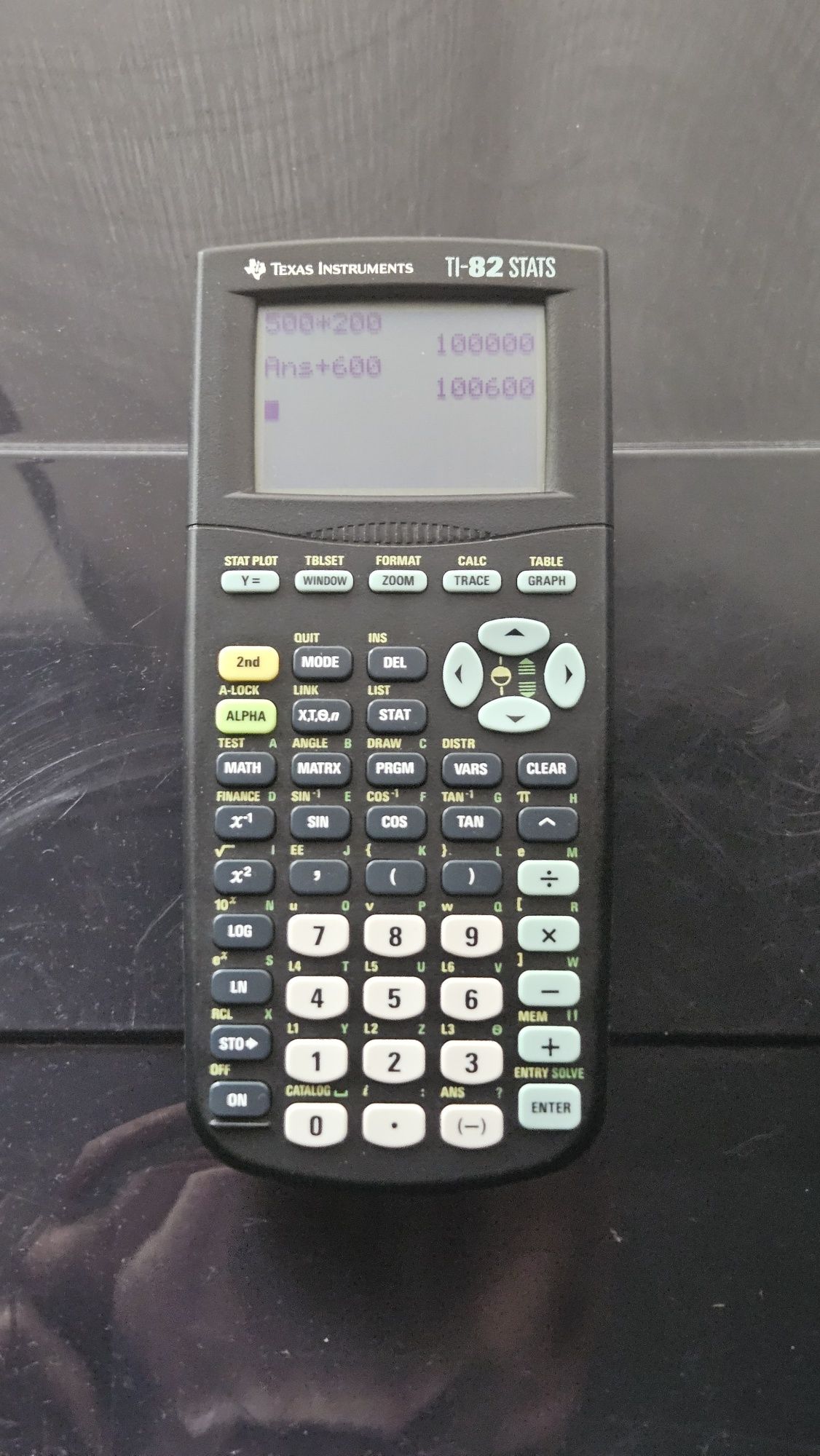 Calculadora Gráfica TEXAS TI-82 SATS
