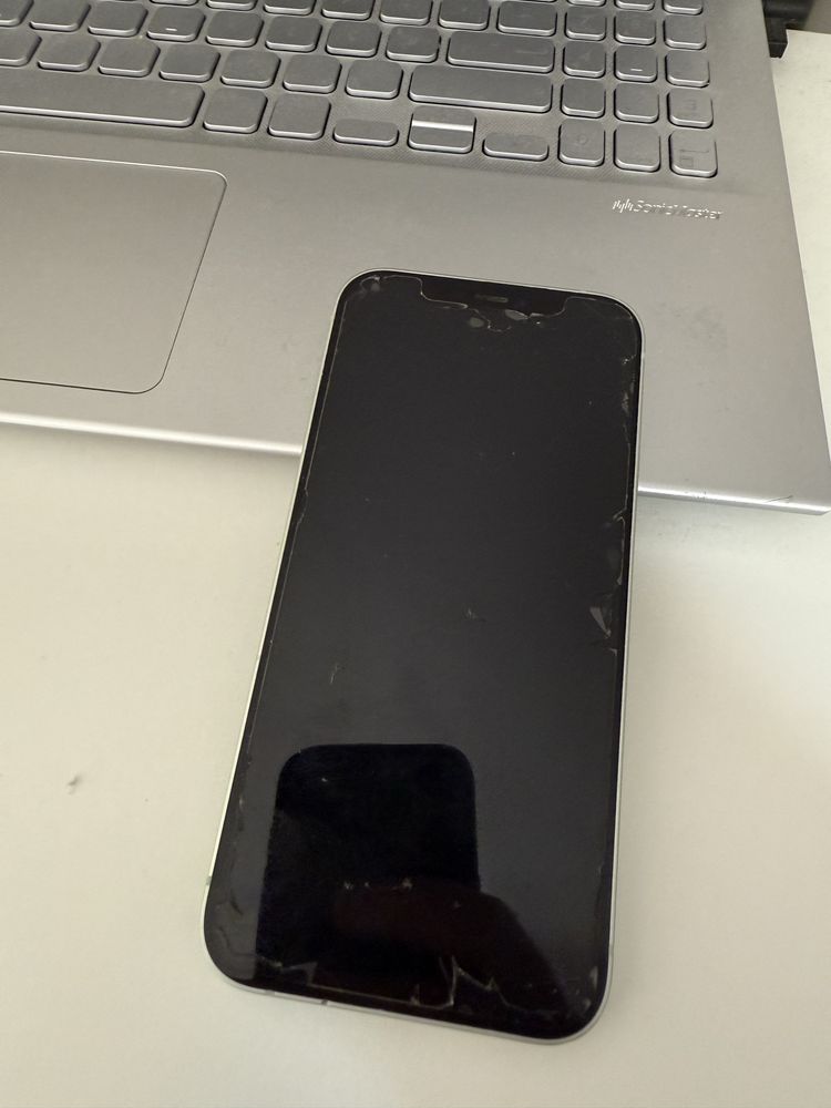 Iphone 12 bom estado