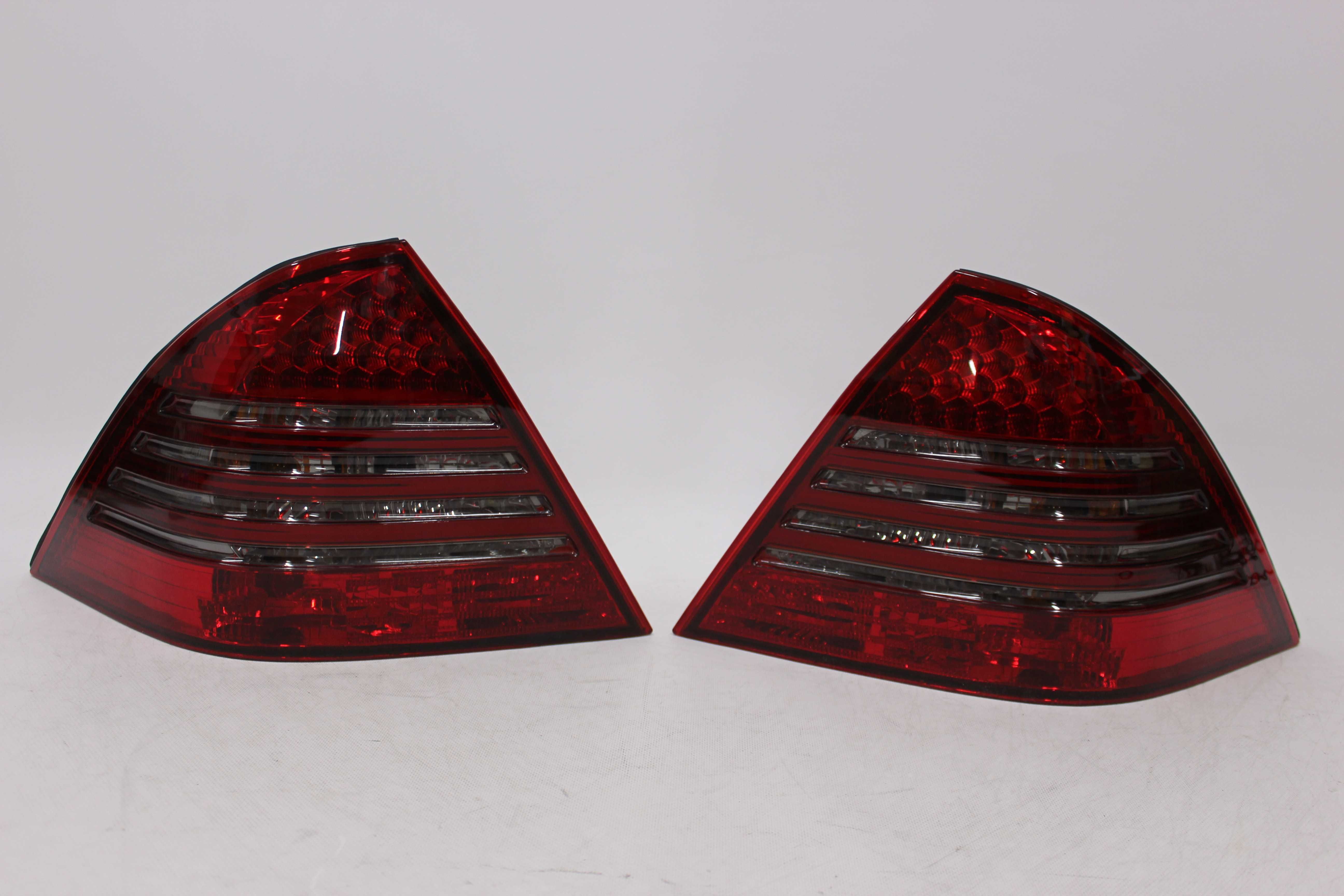 Lampy światła tył tylne MERCEDES C-KLASA W203 SEDAN 00-04 RED LED IGŁA