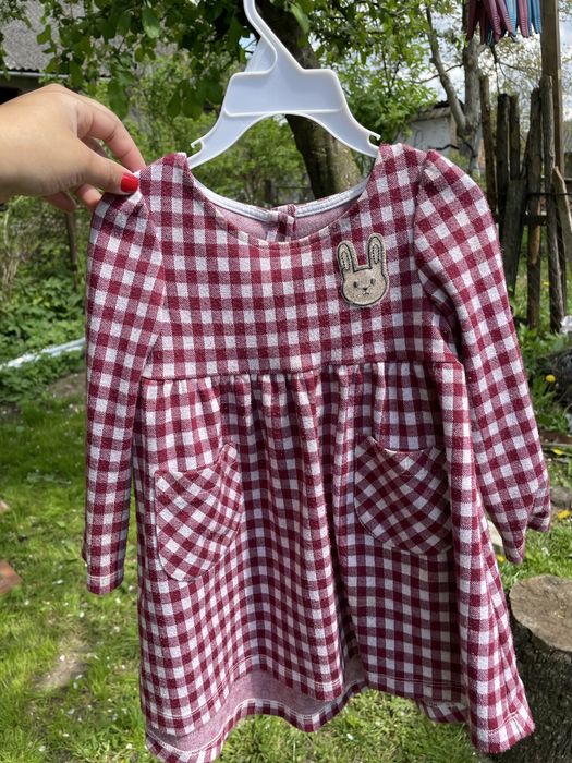 Одяг та взуття на дівчинку 1-2 роки