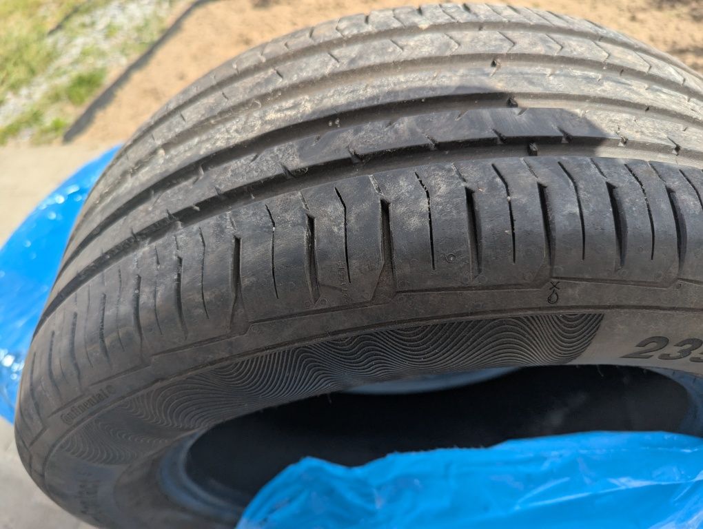Opony Continental 235/55 R17  letmie 2 sztuki plus gratis