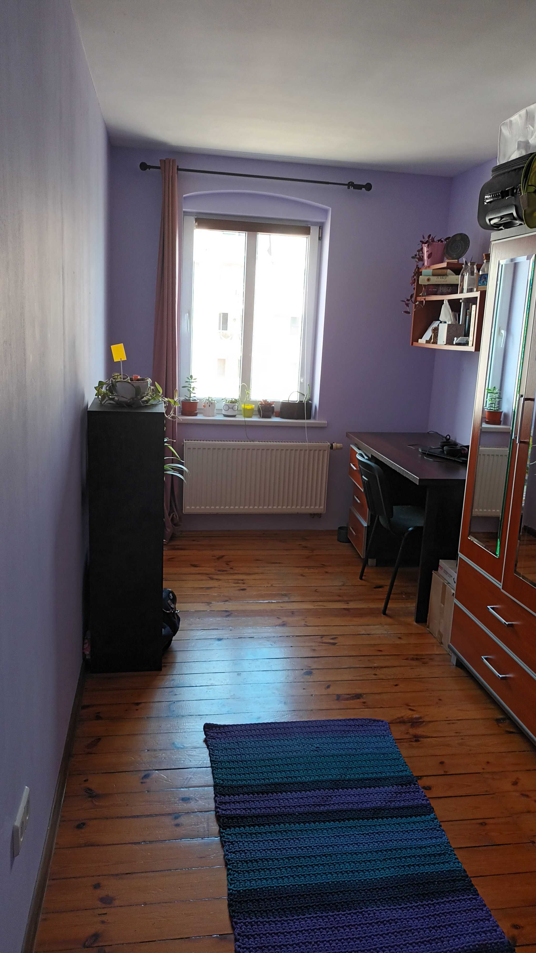 Single room/Pokój 1-os/max 3 osoby w mieszkaniu/Parking/Centrum