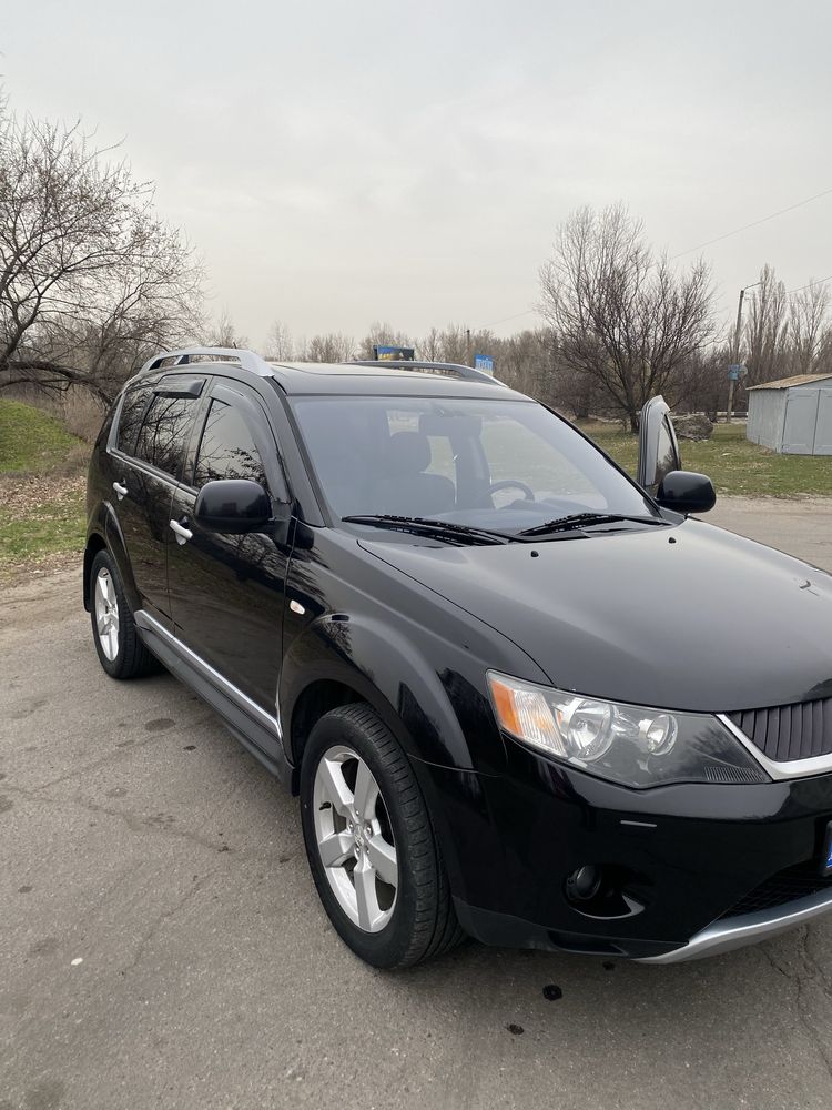 Mitsubishi Outlander XL 2008 2.4