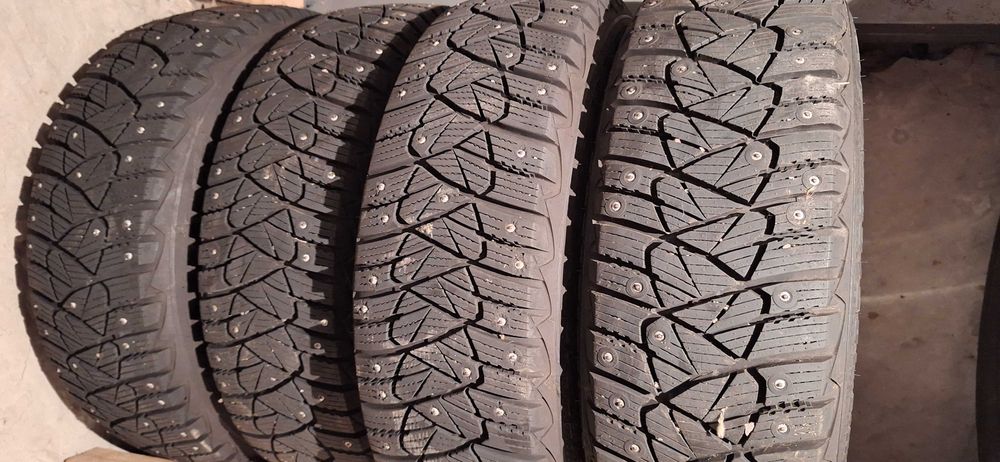 Шиповані колеса в зборі Good Year Ultra Grip 600 R15 185/60 5/100 Б/В