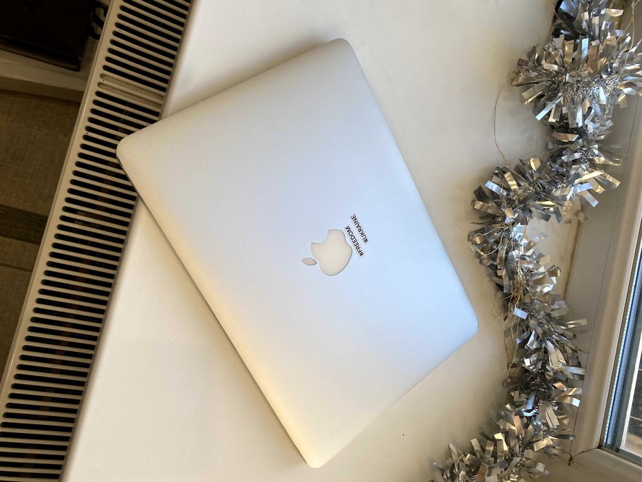 MacBook Pro 2015 /Retina 13.3" /intel core i7 /16gb Ram /500 GB