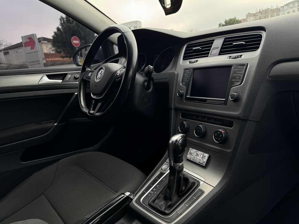 Volkswagen Golf 7 2.0 Disel. Автомат
