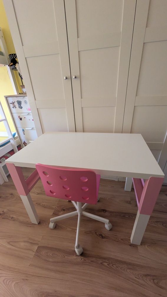 Zestaw biurko ikea PAHL plus krzesło