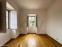 Charmoso Apartamento T2 em Colares..