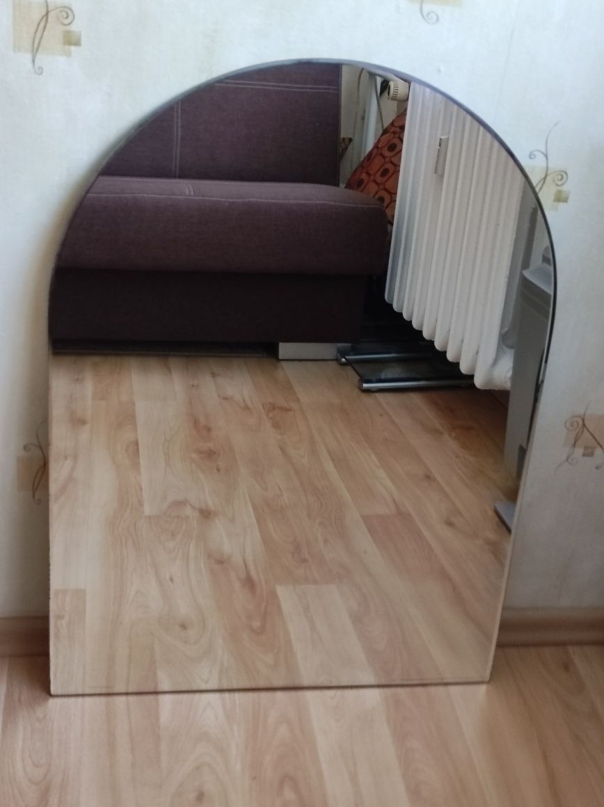 Lustro do łazienki lub na korytarz
