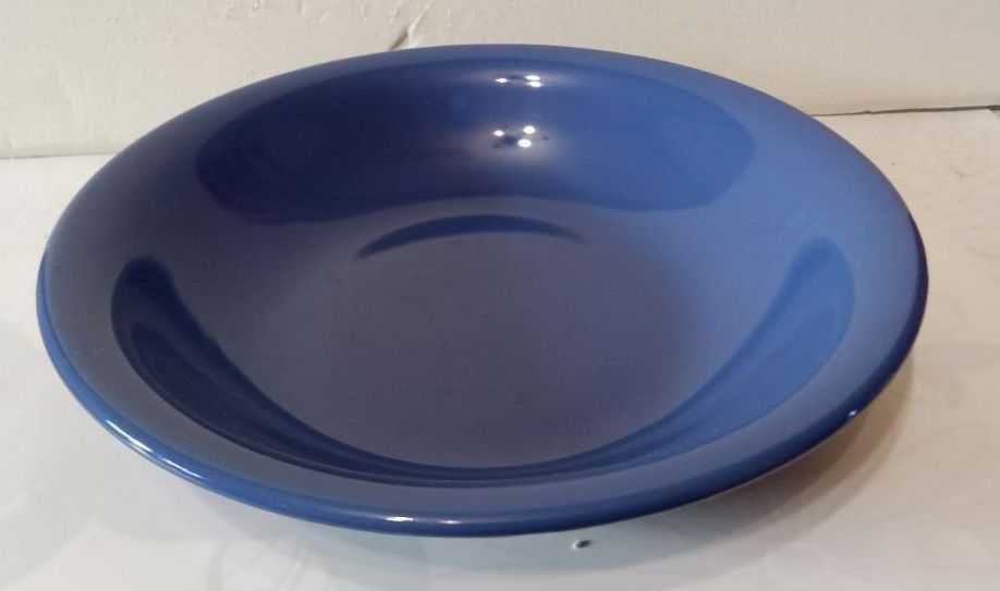 Керамічний, порцеляновий, скляний та пластиковий кухонний посуд