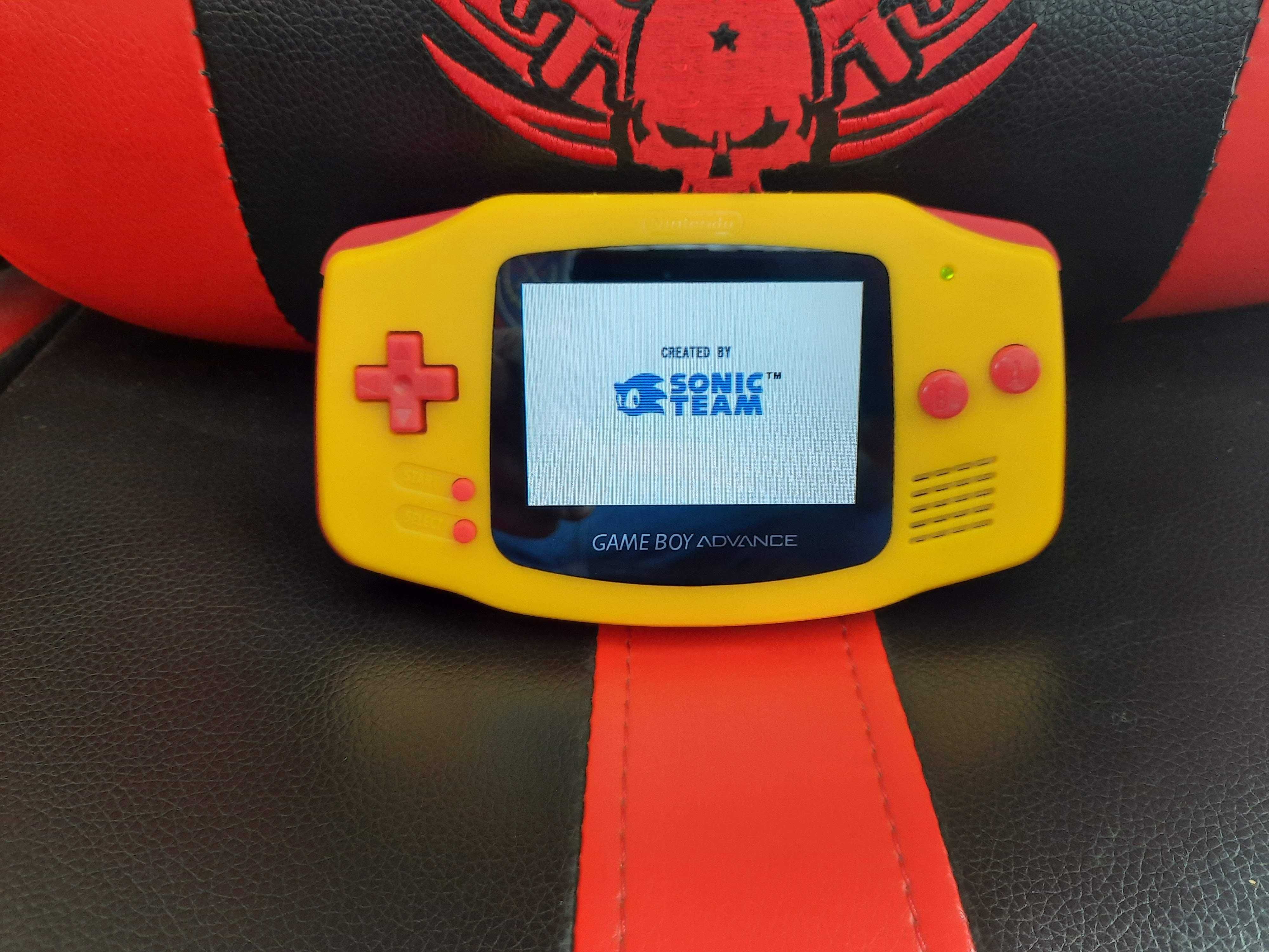 Gameboy Advance LCD ITA Laminado Funnyplaying - Yellow Edition