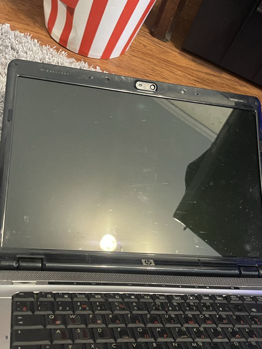 HP PAVILION dv6700 (на запчасті)