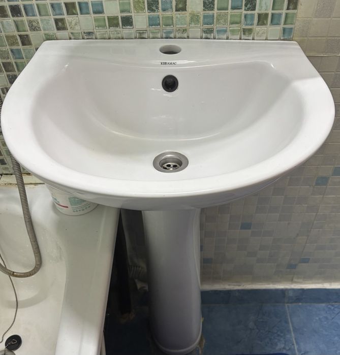 Умывальник Keramak