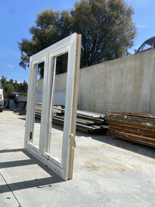 Janela de PVC Branca