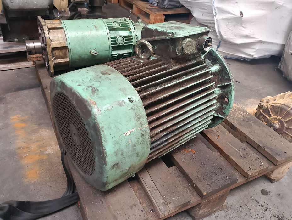 Silnik elektryczny VEM 18.5 KW 3 fazowy 1455 obr.