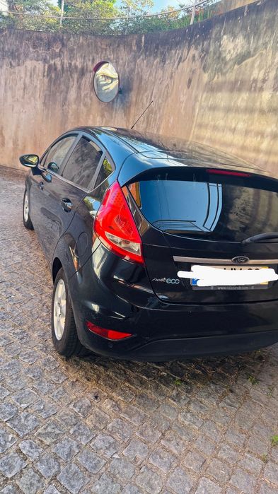 Ford fiesta titanium