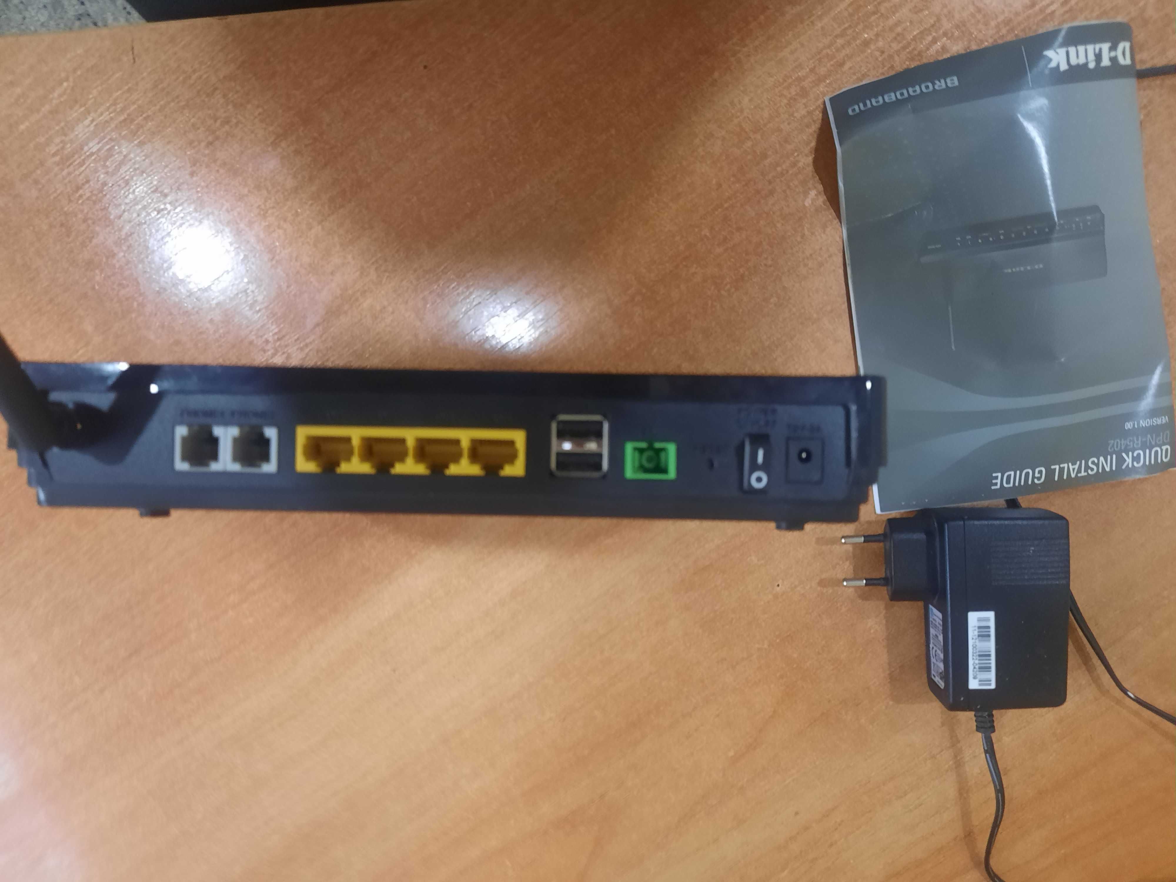 Продам роутер D-Link , модель DPN-R5402.