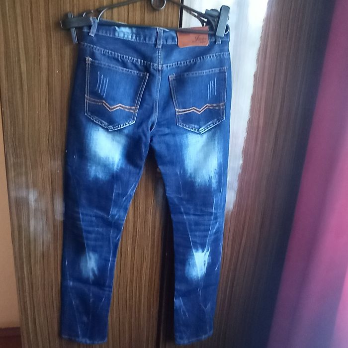 Spodnie. Nowe. Jeans. Wąskie nogawki.  Pas 83 cm
