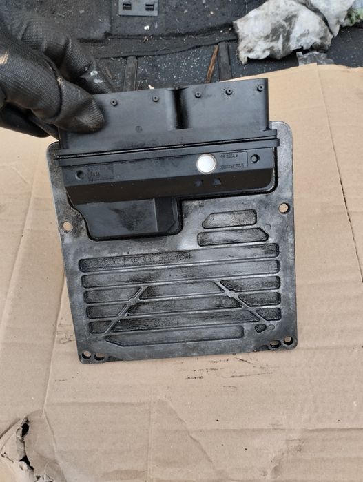 Блок керування двигуном Mercedes W203 C180 1.8K 2007 рр. A2711536179