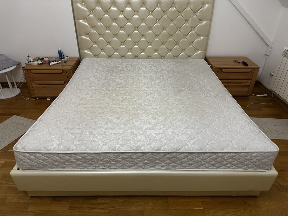 Ортопедичний матрас