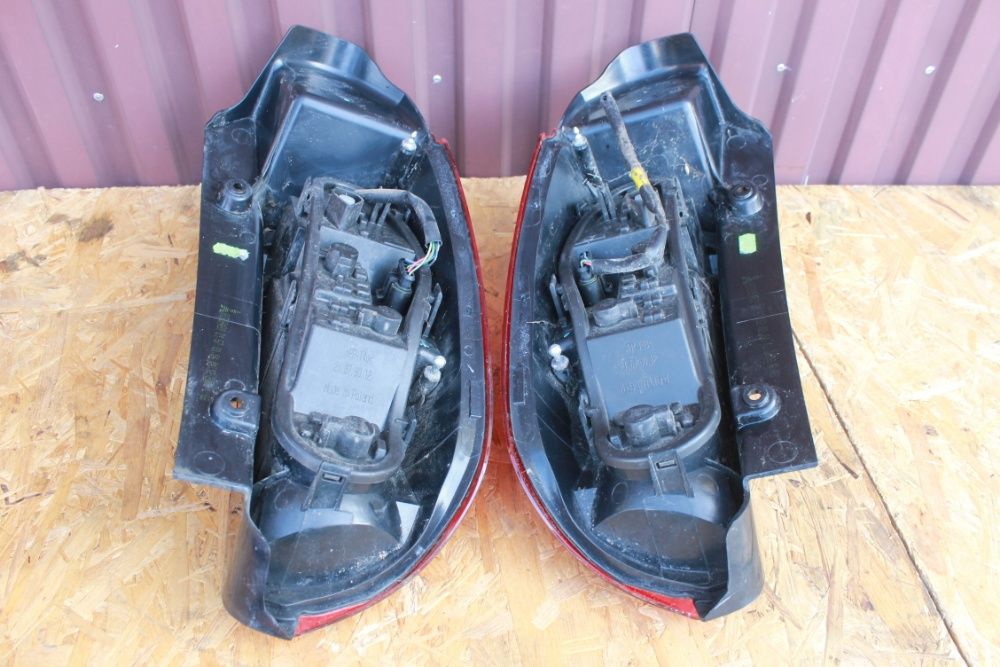mitsubishi colt 08-12 lampa prawa lewa tył tylna lampy komplet