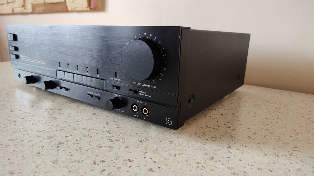 Wzmacniacz Stereo Luxman LV-122