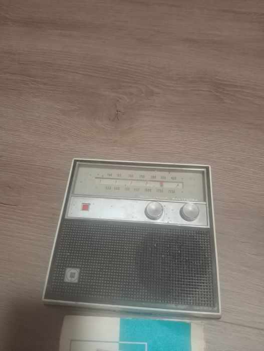 Радио приемник Вега 402