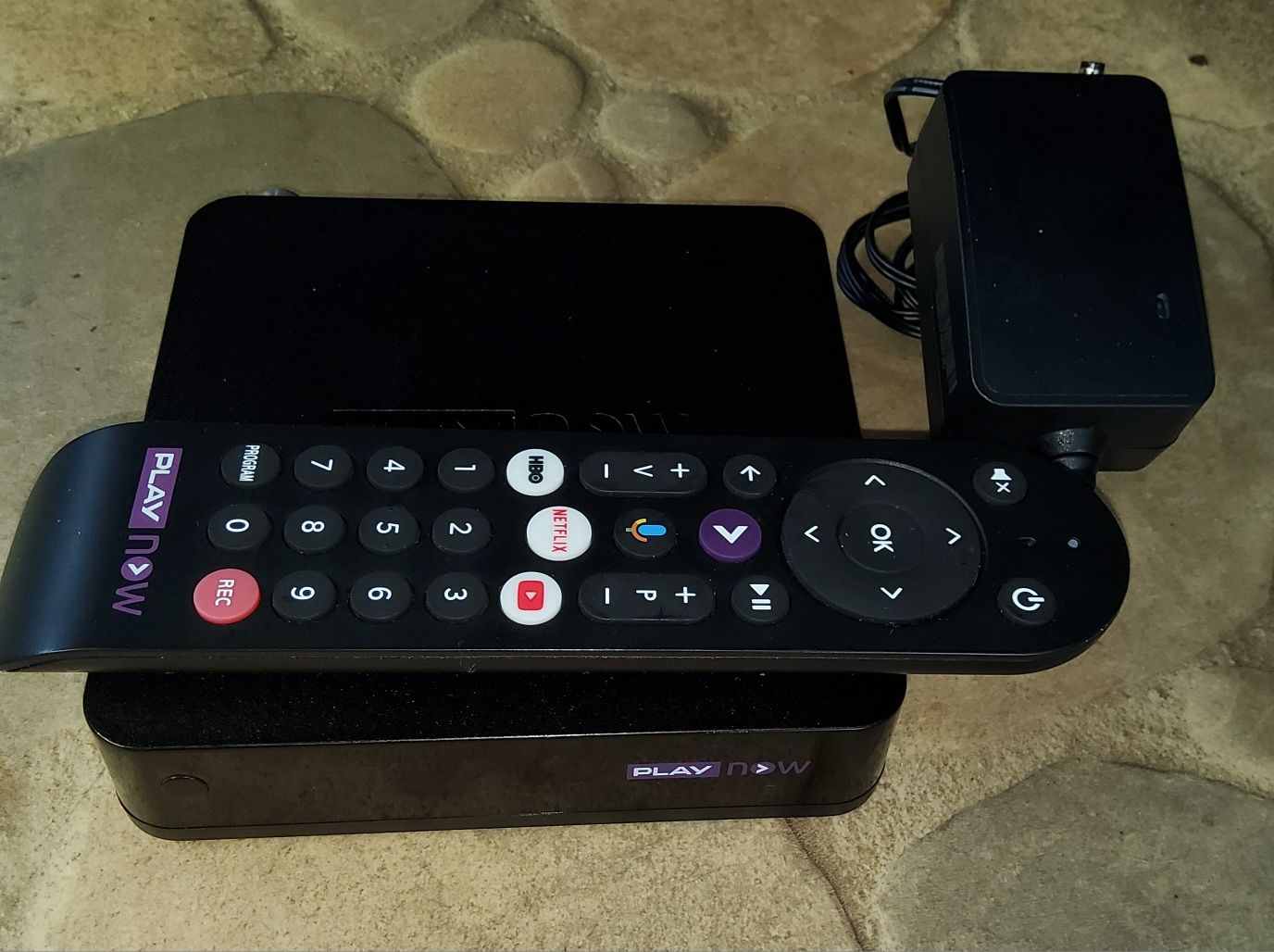Play Now TV Box 4K  Box Netflix Launcher Android Box