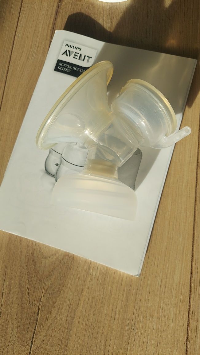 Philips Avent laktator elektryczny
Pojedynczy laktator elek