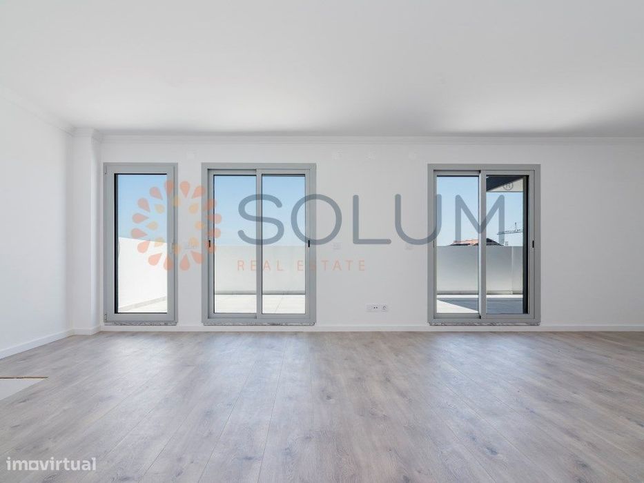 Duplex T3+1 novo com 2 Terraços - Montijo