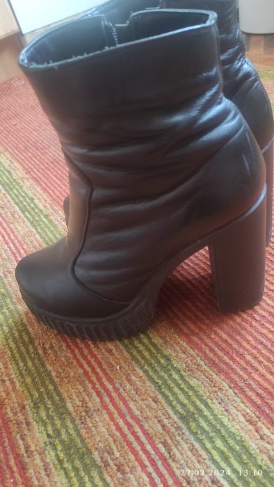 Весняні ботильони 39р