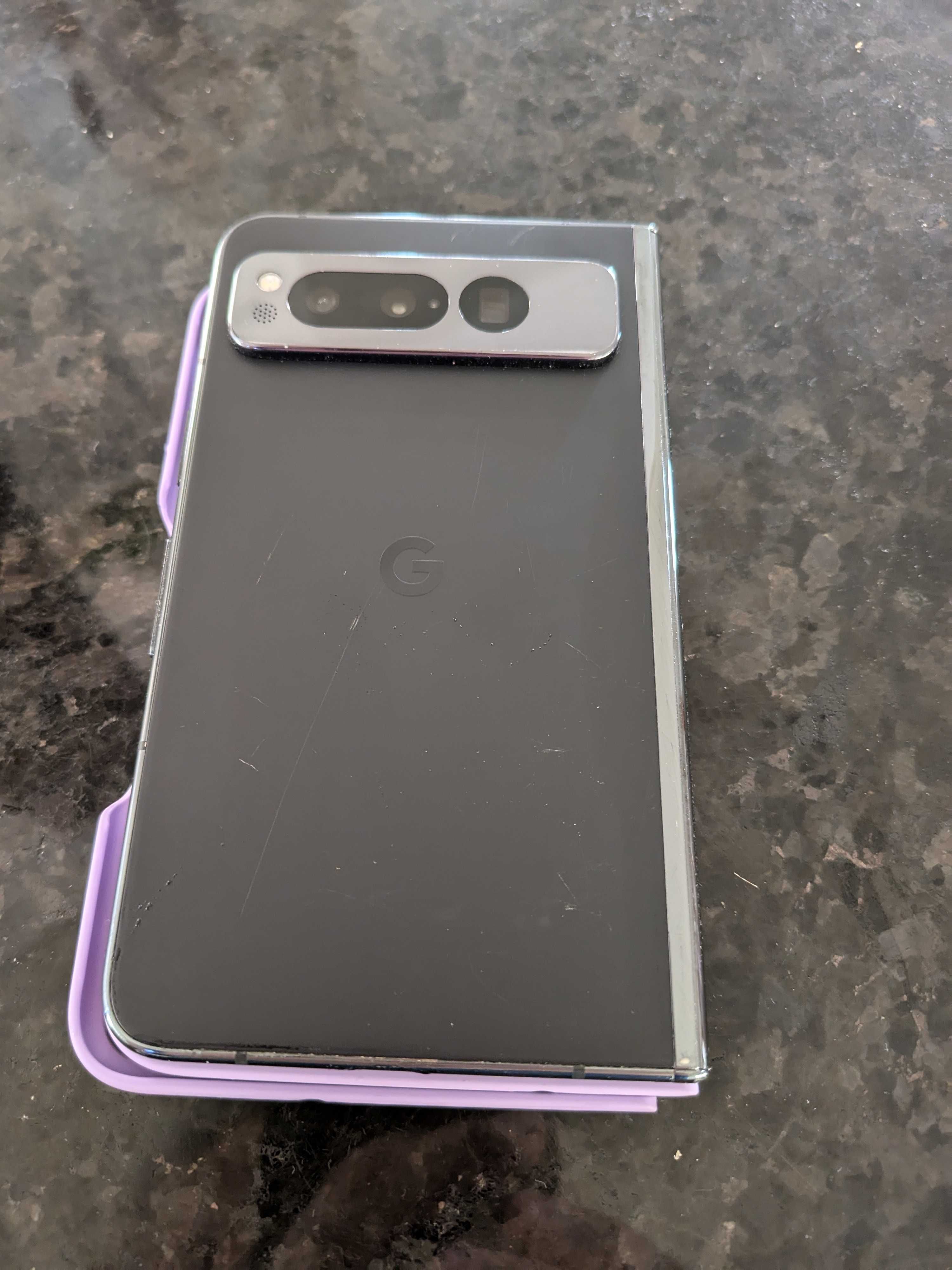 google pixel fold black 12 / 256 GB soft unlock