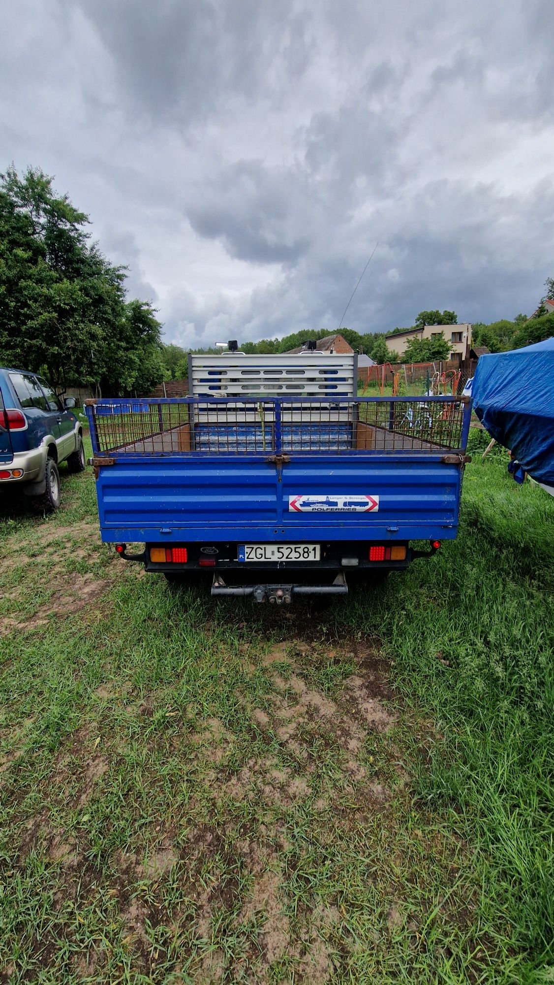 Ford transit wywrotka