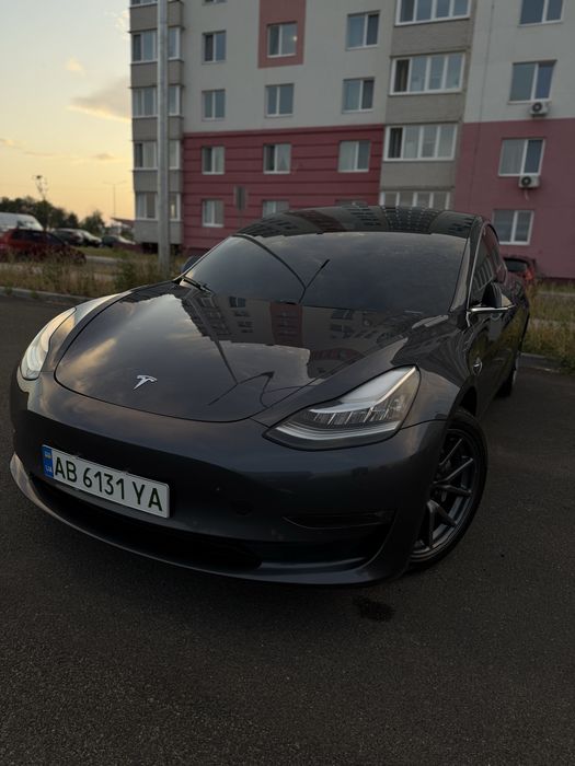 Продам Tesla Model 3