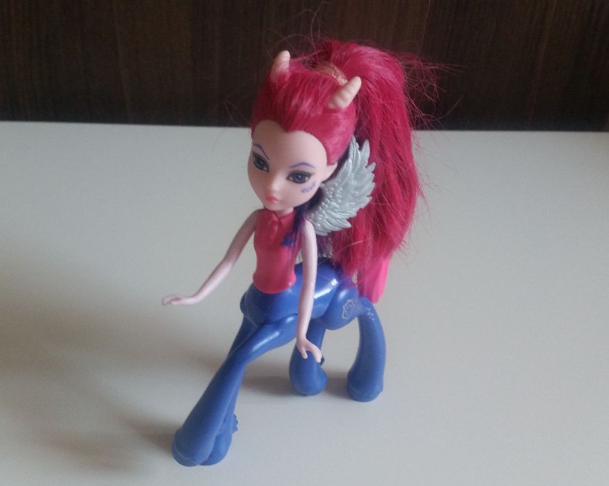 Lalka Monster High - KONIK