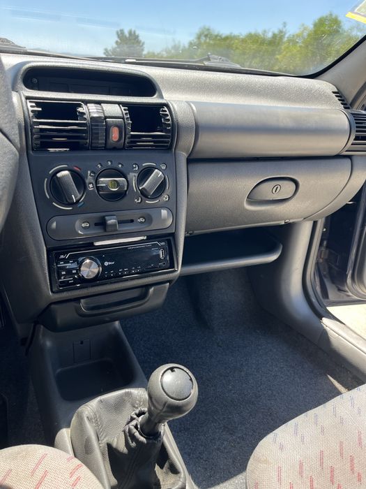 Opel Corsa B 1.7D (Isuzu)