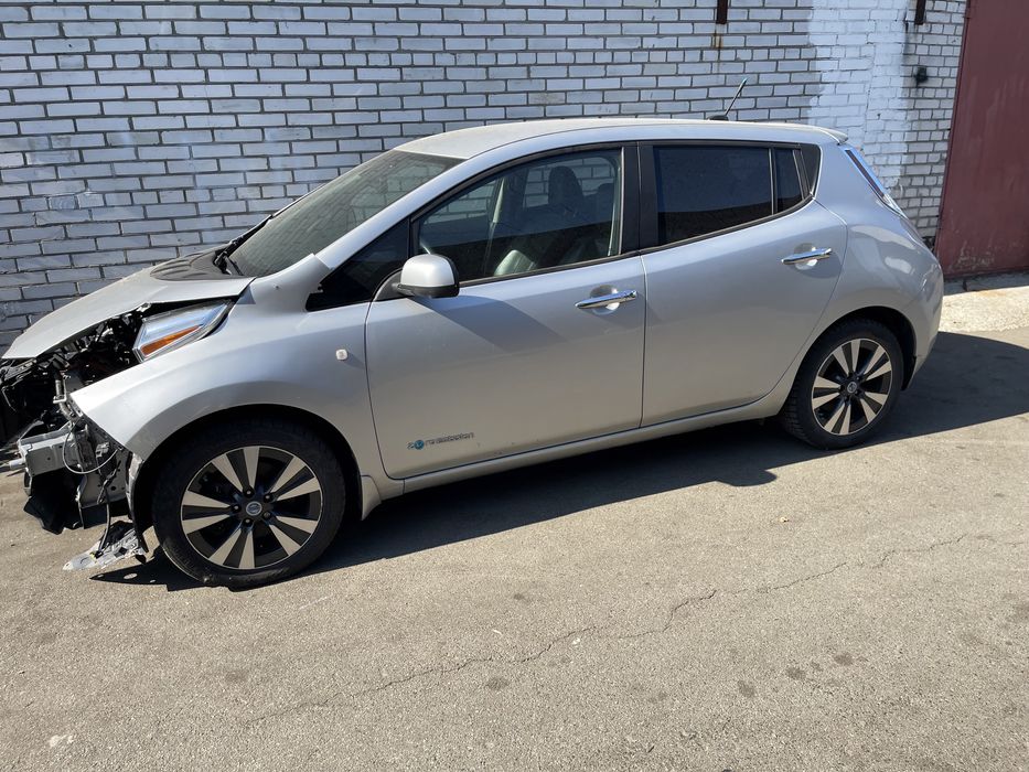 Разборка Nissan Leaf Juke Qashqai J10 J11 диск балка кпп кузовщина