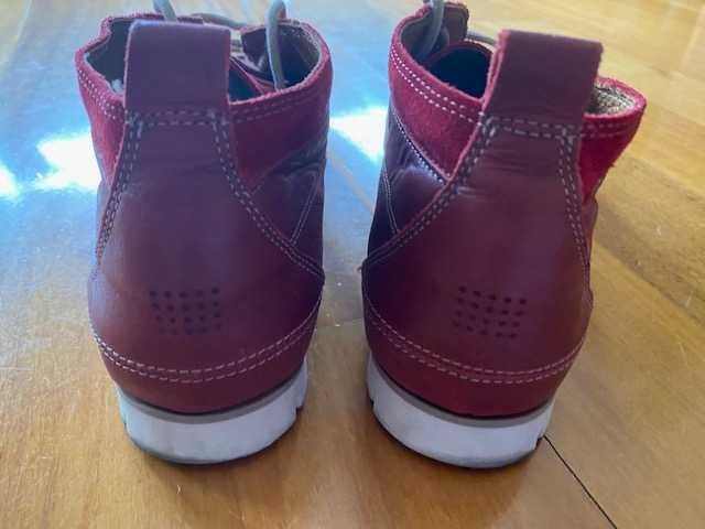 Botins pele marca TBS