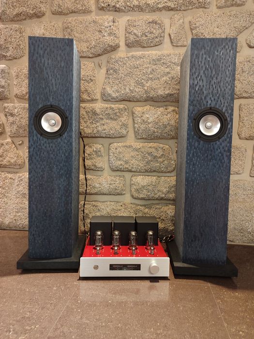 Colunas de Chão Full Range