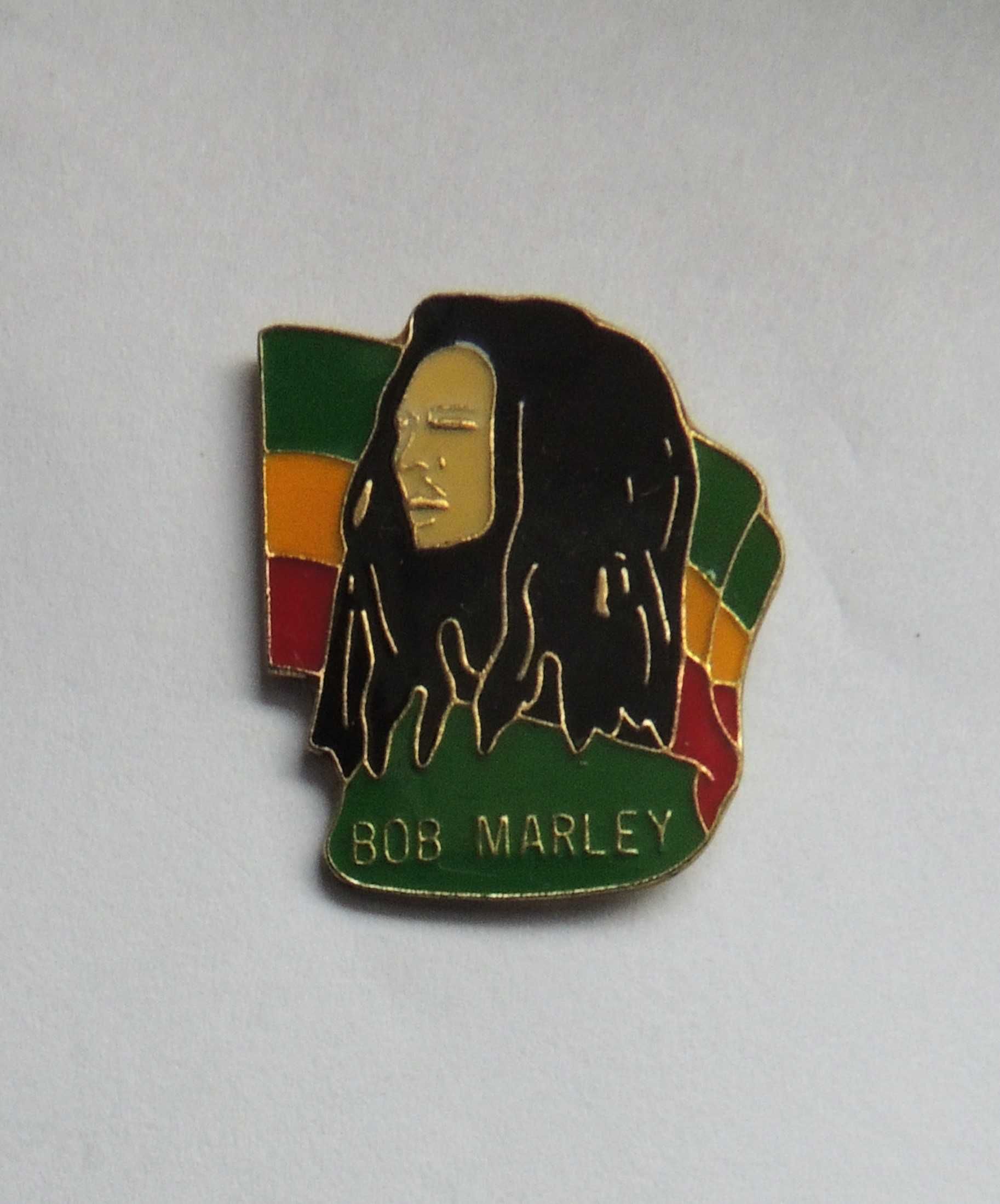 Bob Marley reage emaliowana przypinka