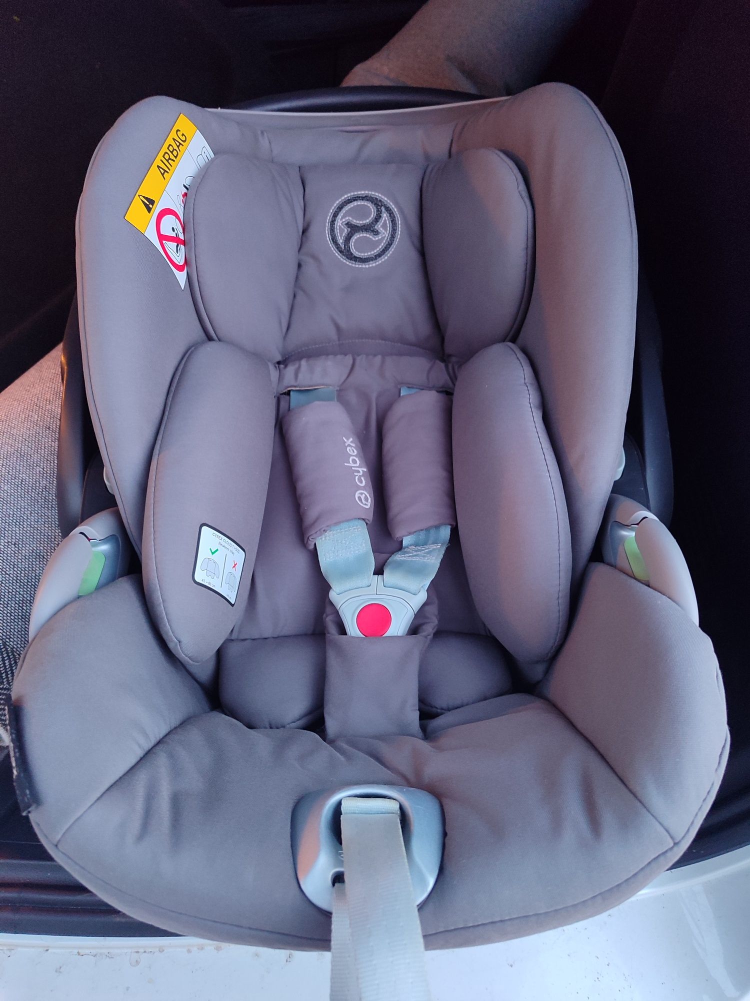 CYBEX Platinum Cloud T i-Size - w pełni sprawny - po wypraniu.