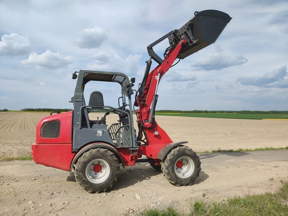 Weidemann 1350 rok 2007 po dużym serwisie ładowarka miniładowarka