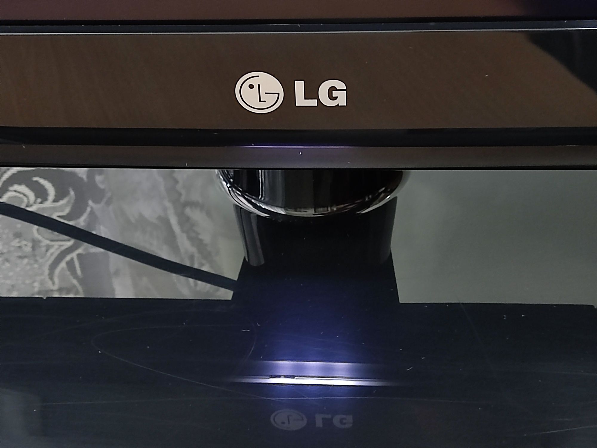 Telewizor LG TV 37 cali / 94 cm, 1080p, 4x HDMI, dobre głośniki