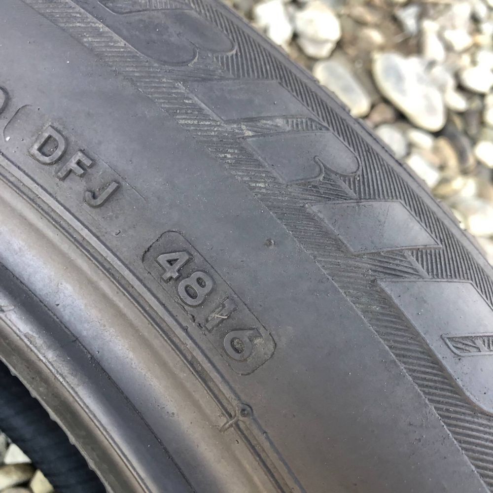 Шини Bridgestone 225/55 r18 комплект 4 шт.  Літо  2016 рік (01)