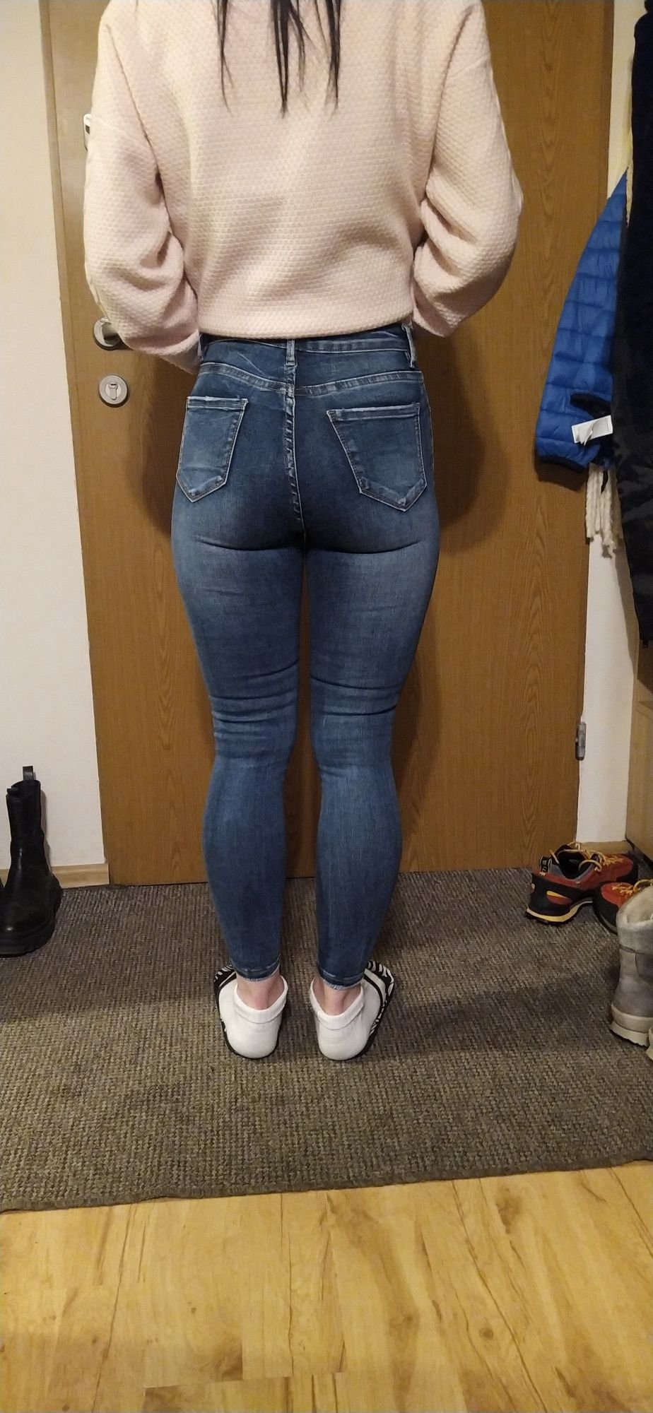Damskie jeansy Laulia