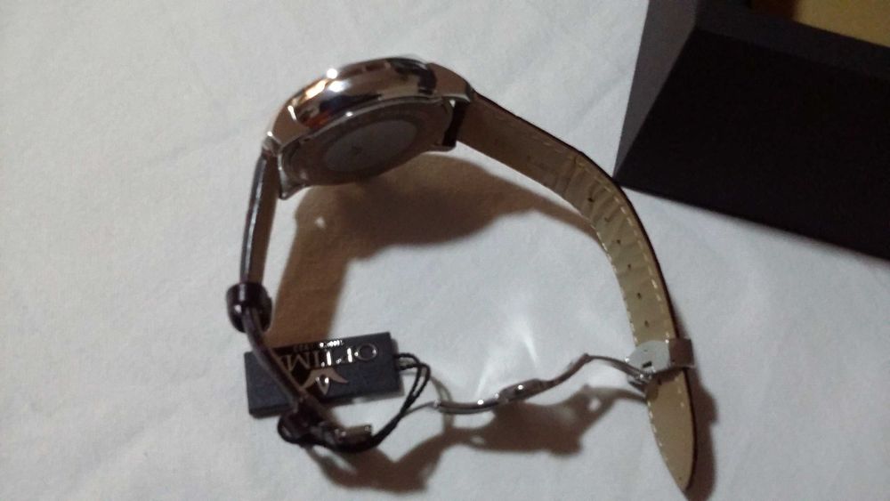 Relogio suiso da pretigiada marca optima
