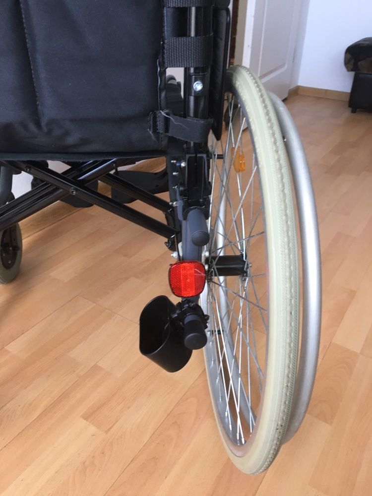 Wózek inwalidzki Action konstrukcja aluminiowa