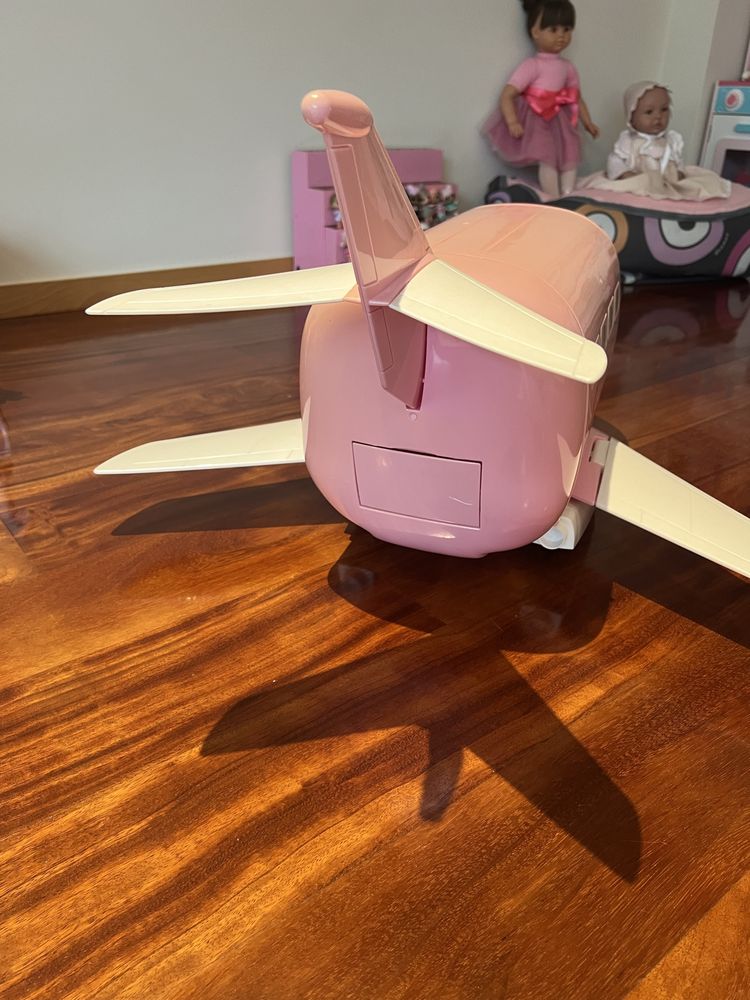 Avião da barbie equipado