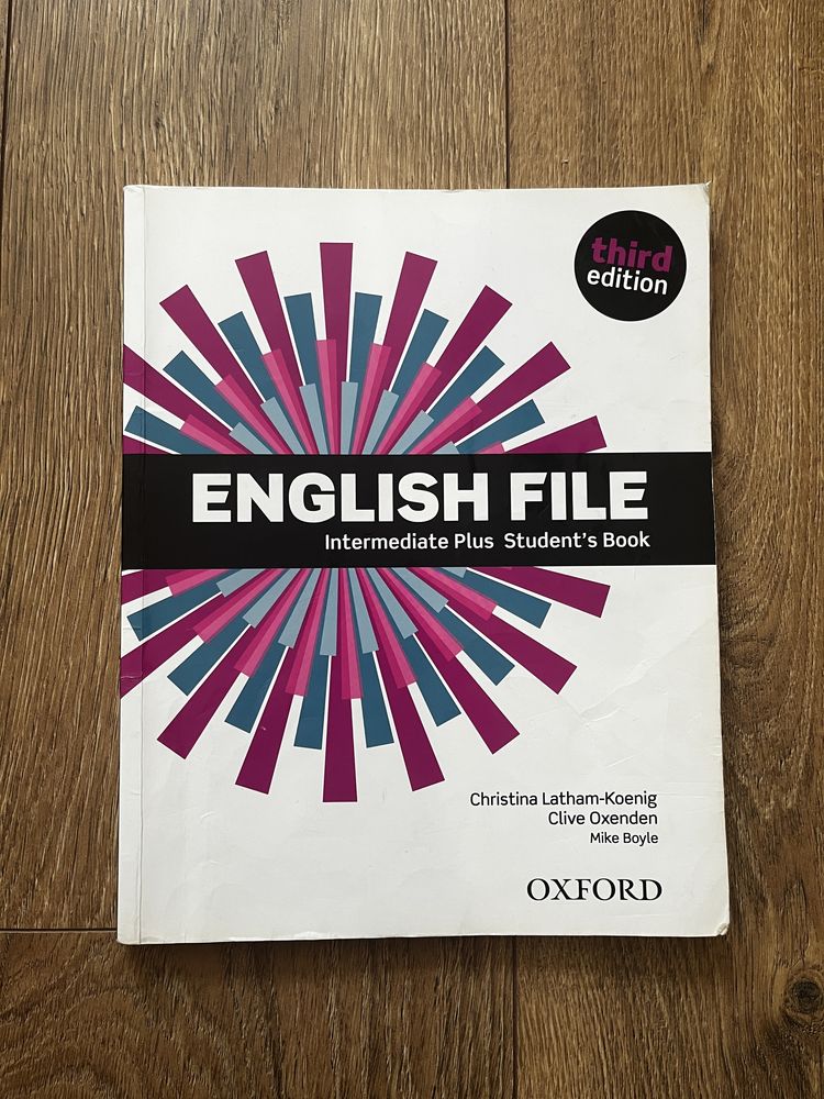 English fike intermediate Plus third edition