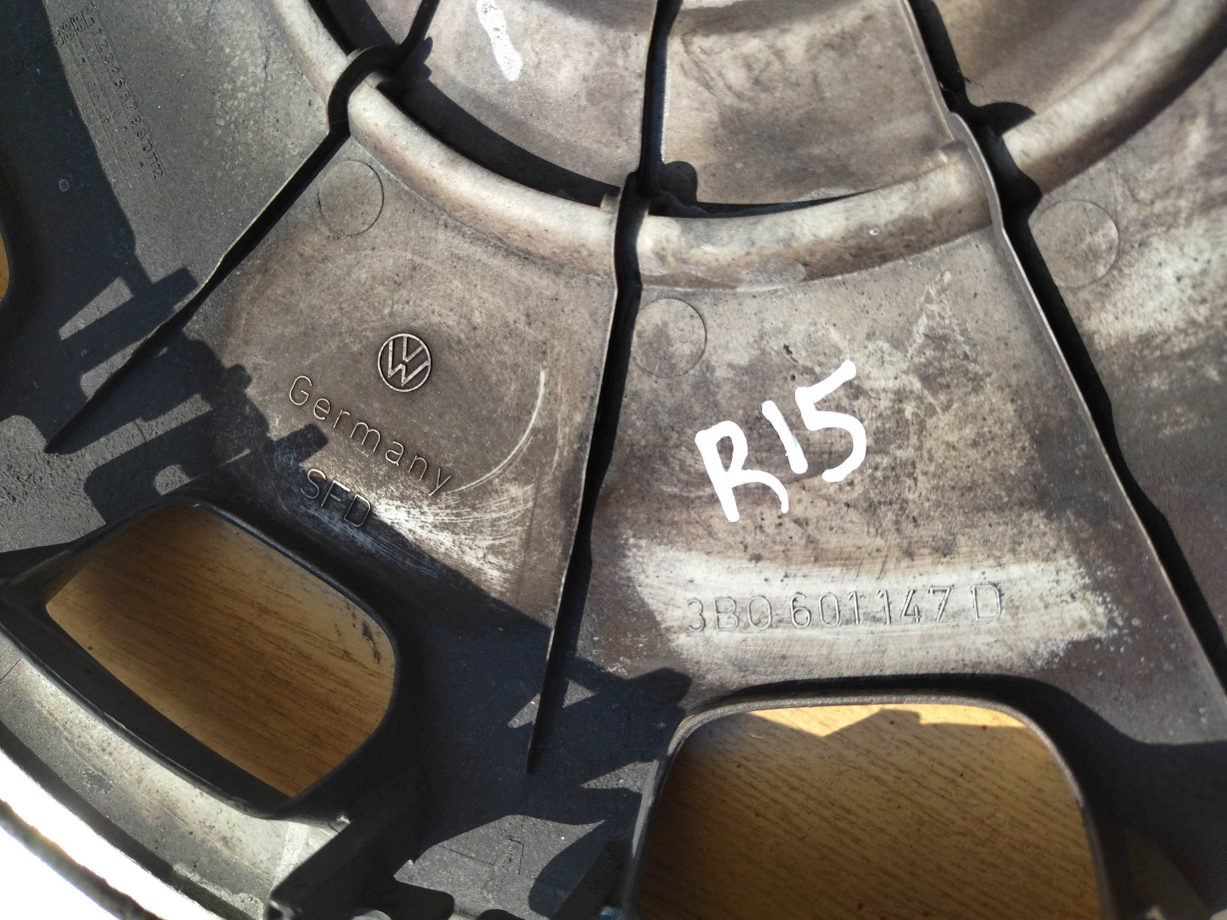 Ковпак колпак 1 шт R15 фольксваген пассат б5 passat b5 3b0601147d